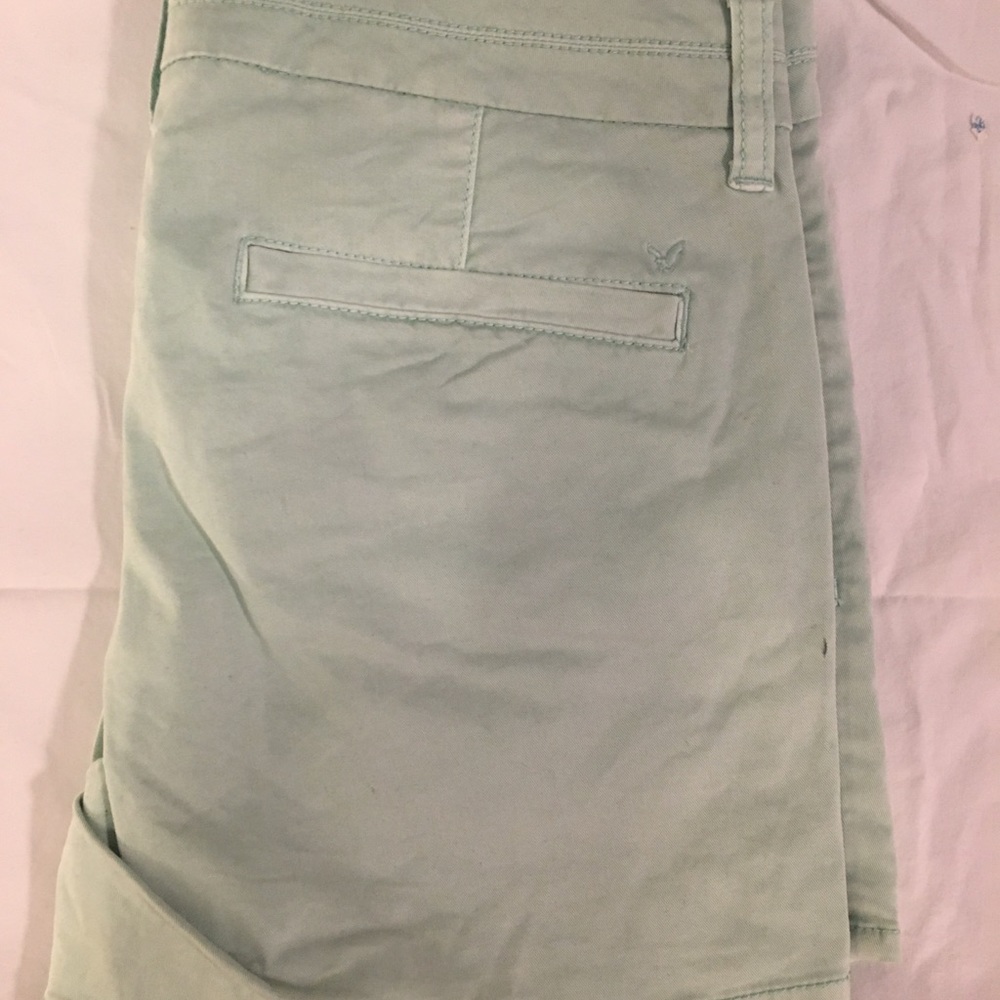 Size 4 American Eagle Midi Shorts
